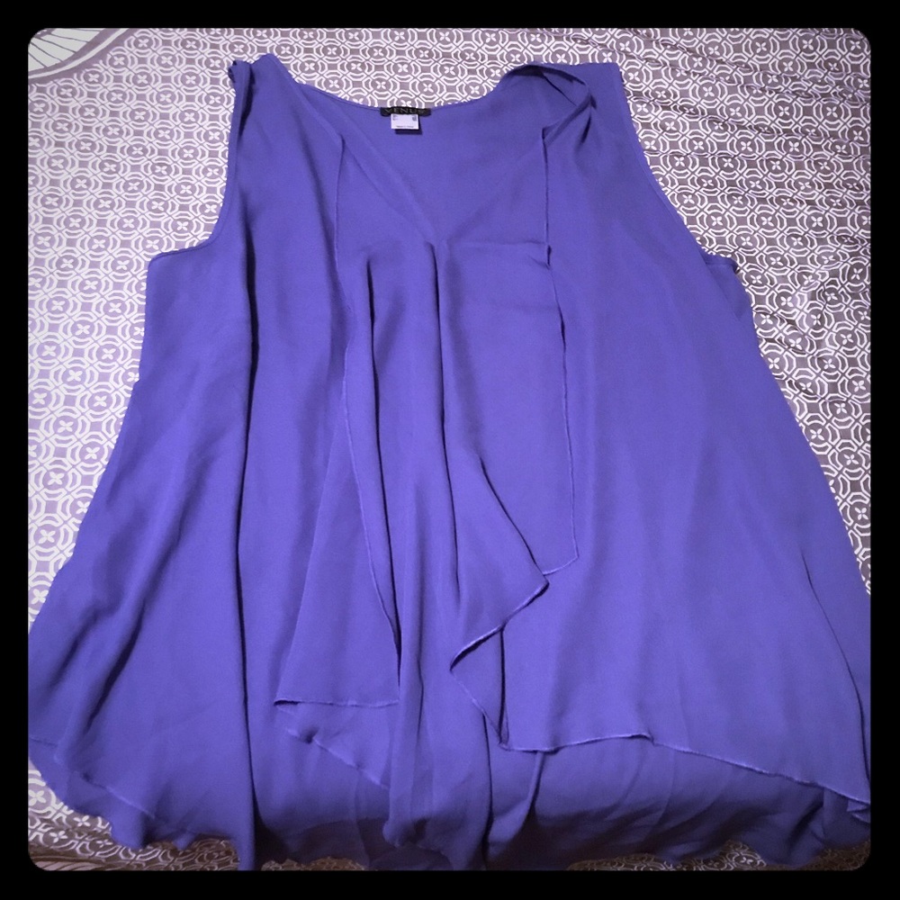 Sleeveless tank